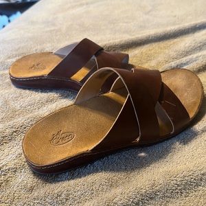 Women’s Chaco Wayfarer slide sandal size 9. Never worn